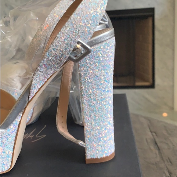 Giuseppe Zanotti Peep Toe Heel